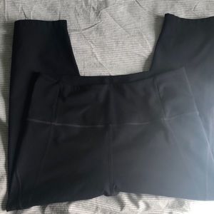 Girlfriend collective Capri leggings